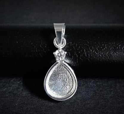 Necklace Last Drop  A Drop In Time Keepsakes
